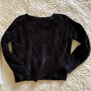 SOFT cute black sweater!